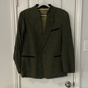 German Man Trachten Jacket Olive Green Blazer Black Accents perfect condition